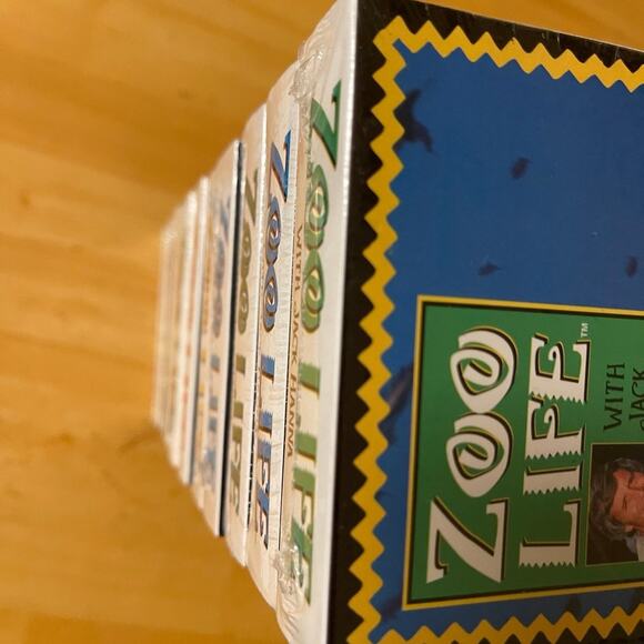 Bundle of Zoo Life with Jack Hanna Sealed VHS Tapes - Picture 3 of 3